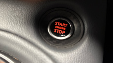 Nissan Juke 1.0 DiG-T 114 N-Connecta 5dr DCT Petrol Hatchback